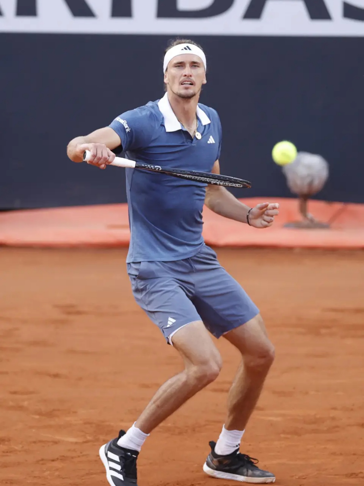 蒙特卡洛大师赛力克美网,兹维列夫状态火热 蒙特卡洛大师赛力克美网,兹维列夫状态火热