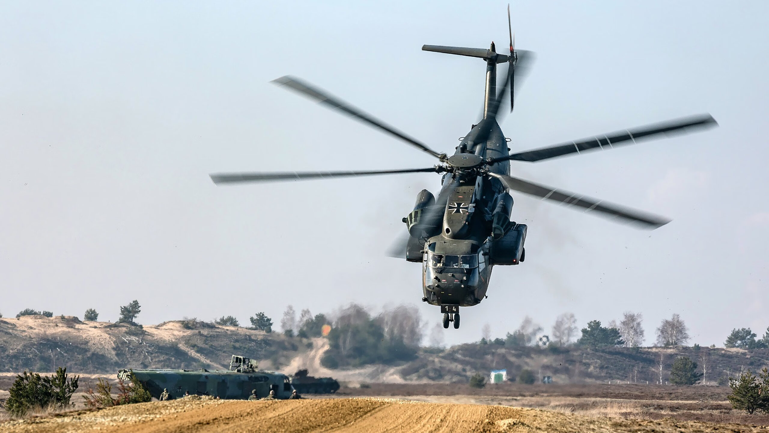 开云体育官网-篮球欧冠诞生记，黄蜂加时鏖战，76人如何见证一项全新历史？